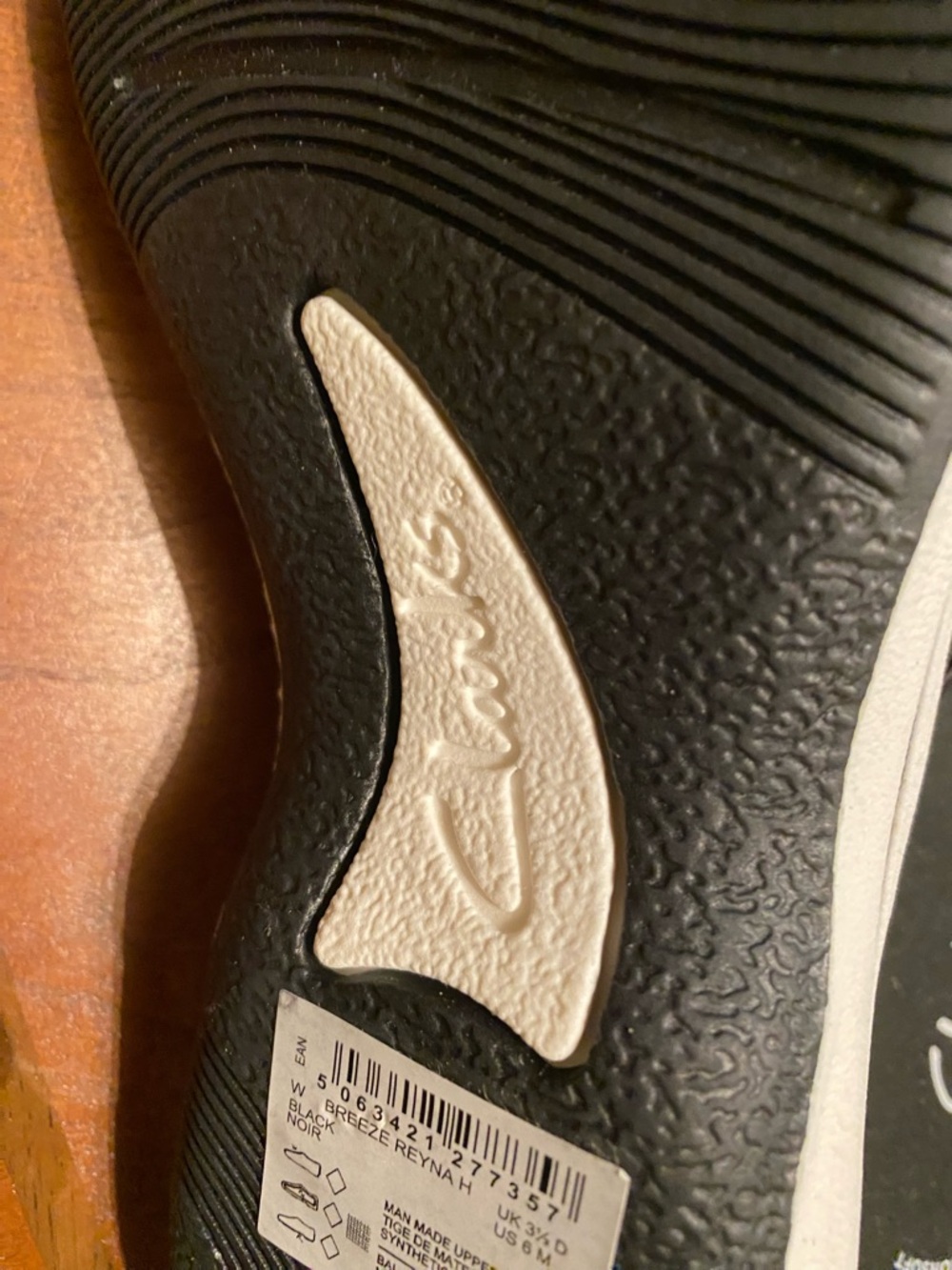 Clarks Cloudsteppers Black Slip-On Comfort Mules - Picture 5 of 8
